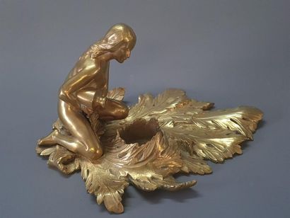 Fernand Dubois.
Femme à la source, monture...