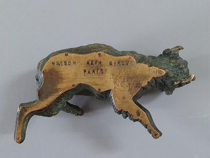 Maison Alphonse GIROUX à Paris. 
Chien couché...