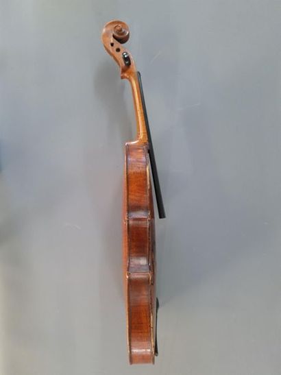 Violon XIX
Longueur: 61 cm
Longueur caisse...