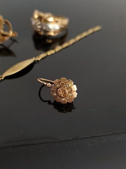 Set of 750°/00 gold jewellery, ring, bracelet...