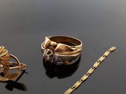 Set of 750°/00 gold jewellery, ring, bracelet...