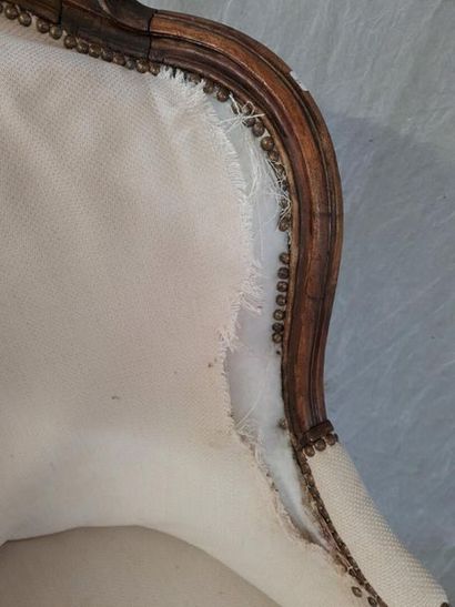 Duchesse en bois mouluré;
Style Louis XV
93...