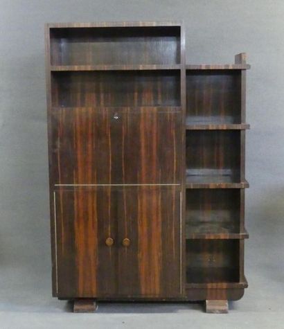 Meuble secrétaire en placage de palissandre...