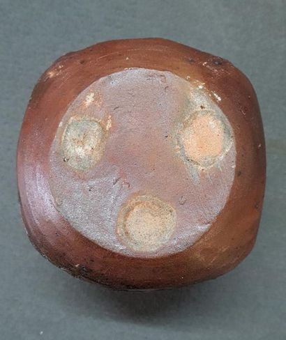 Eric ASTOUL (1954)
Stoneware vase signed...