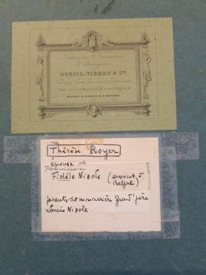 Paire de dessins XIX°:
Portrait d'homme et...