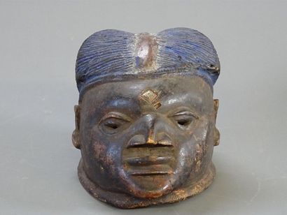 NIGERIA - YOMBA 1st half of the XXth
Mask...