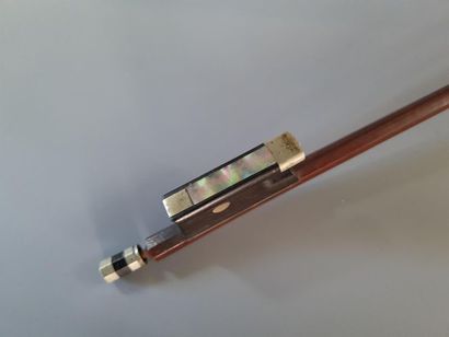 Archet
L. :74,5 cm. 