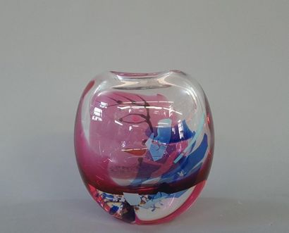 Edition ORREFORS
Vase en verre avec pastillage...