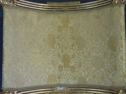 Paire de tabourets curules en bois et stuc...
