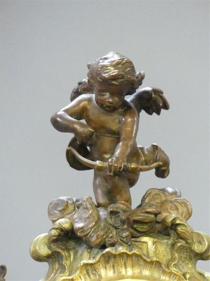 LEMAIRE in Paris: Violin cartel in gilt bronze...