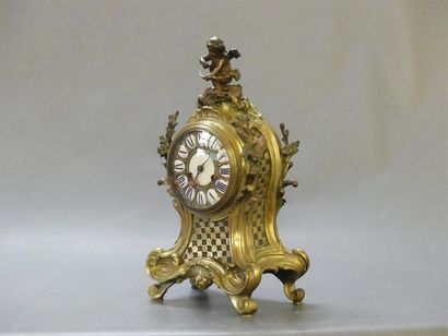 LEMAIRE in Paris: Violin cartel in gilt bronze...