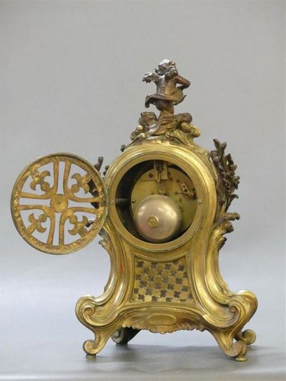 LEMAIRE in Paris: Violin cartel in gilt bronze...