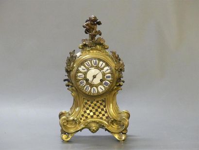 LEMAIRE in Paris: Violin cartel in gilt bronze...