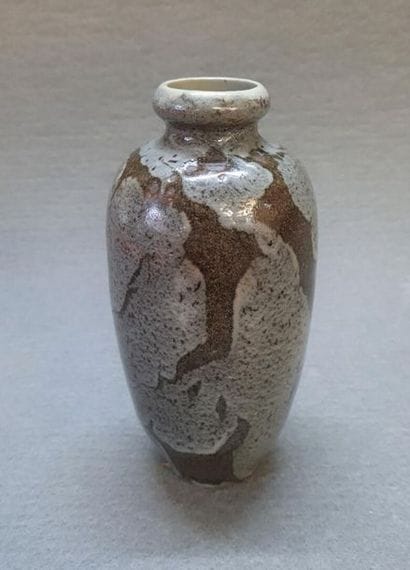 Auguste DELAHERCHE (1857-1940)
Vase en grès...
