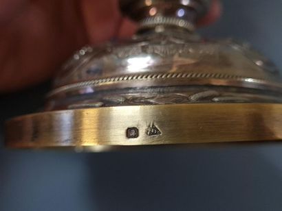 Ciboire en argent vermeillé à décor en repoussé...