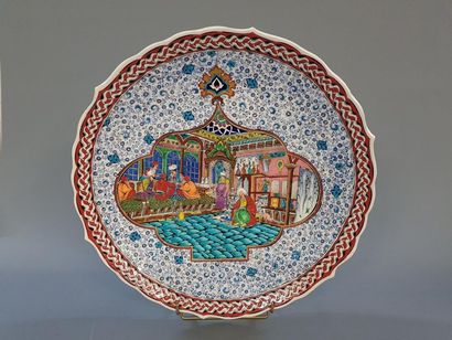 Plat en faïence KÜTANYA par Saim kochan 
Turquie...