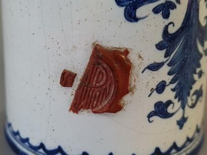 GREY POUPON:
- Pot à moutarde en faïence...