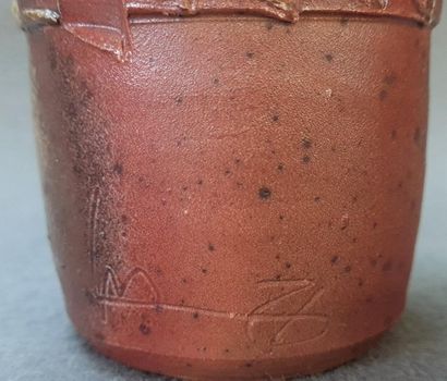 Eric ASTOUL (1954)
Stoneware vase signed...