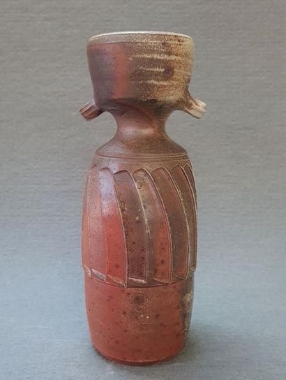 Eric ASTOUL (1954)
Stoneware vase signed...