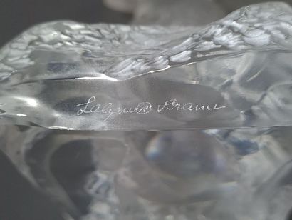 LALIQUE FRANCE:
Guépard.
Sculpture en cristal...