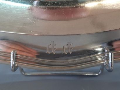 Bel ensemble de trois plats en argent 925°/00,...
