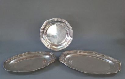 Bel ensemble de trois plats en argent 925°/00,...