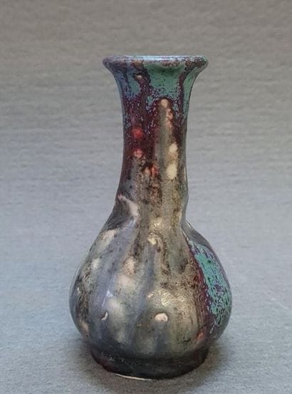 Adrien DALPAYRAT (1844-1910)
Petit vase à...