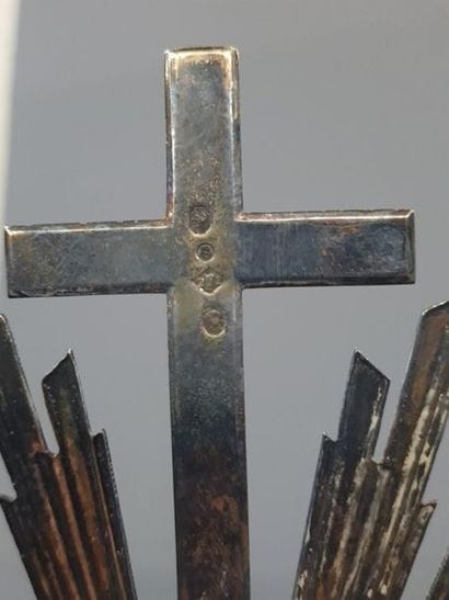Ostensoir en argent repoussé et ciselé de...