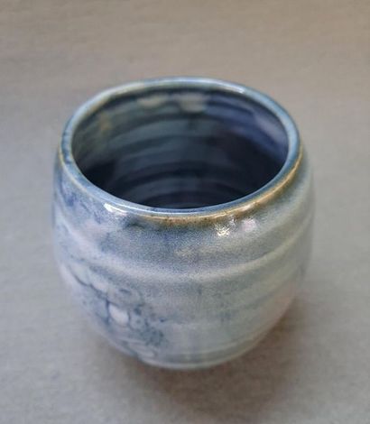 Alain GAUDEBERT (1937)
Stoneware vase signed....