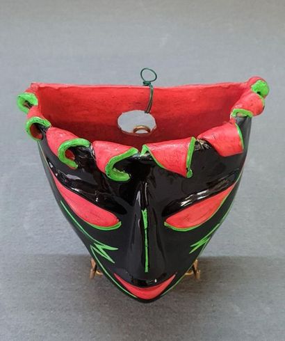 Colette Gueden - Primavera 
Masque en céramique...