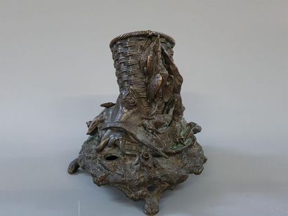 Nécessaire de bureau en bronze à décor de...