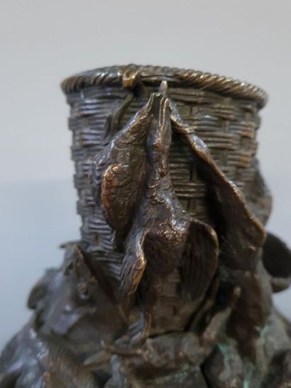 Nécessaire de bureau en bronze à décor de...