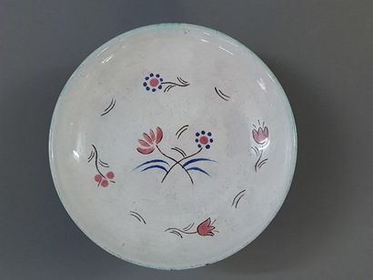 WIENER WERKSTATTE
Coupe sur talon en céramique...