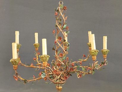 Chandelier and four sconces with flowers.

H....