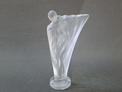 Cristal de Sèvres:

Sculpture en cristal...