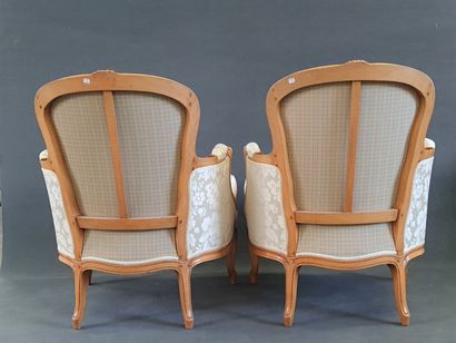Paire de bergères style Louis XV