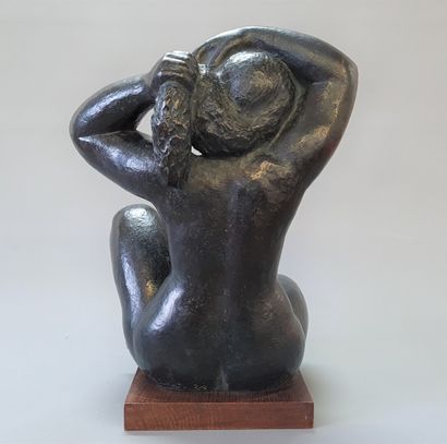 Lucien GIBERT (1904-1988)

Woman with hair

Bronze...