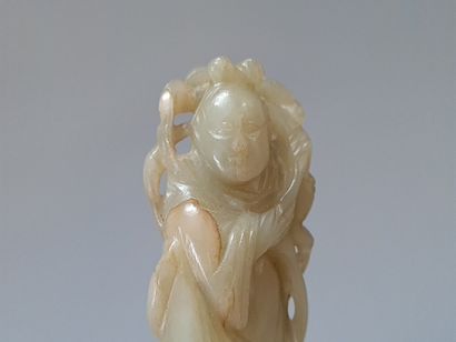 Statuette en jade sculpté.

Chine XX°

H....