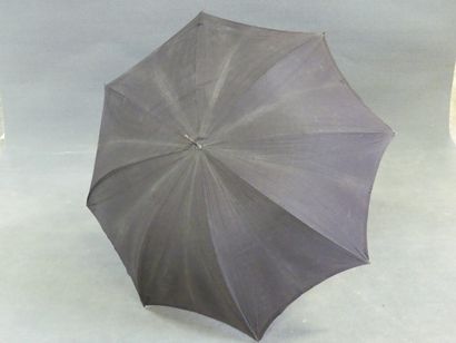 Indian silver umbrella pommel.

( Court Sale:...