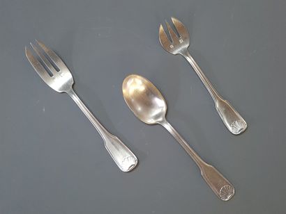 Large silver plated metal housewife shell...