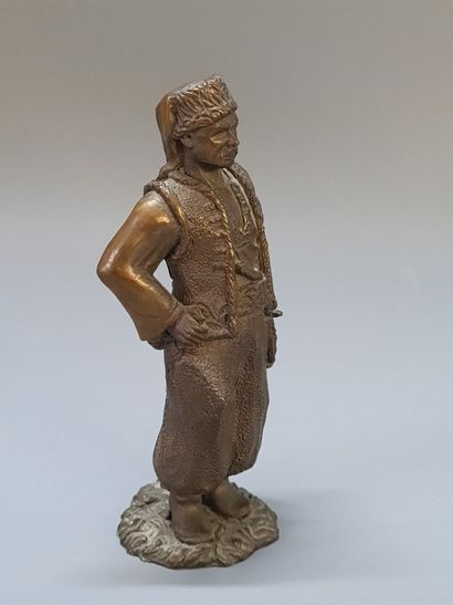 Russian school: Man in the hat.

Statuette...