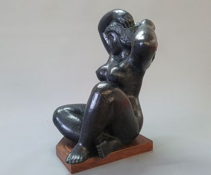 Lucien GIBERT (1904-1988)

Woman with hair

Bronze...