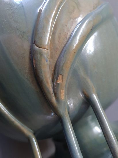 Jean LECLERC ( XX°

Vase oblong à décor de...