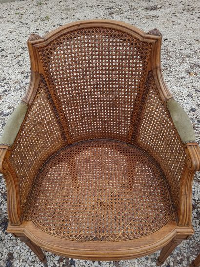 Suite of four armchairs and two cane chairs.

Louis...