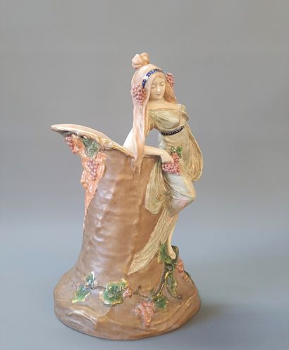 Ernst WAHLISS (1837-1900)

Grand pichet en...