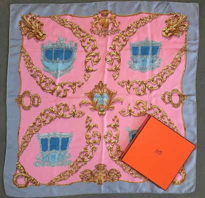 HERMÈS Paris

Silk square model Carrofses...