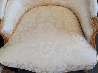 Paire de bergères style Louis XV