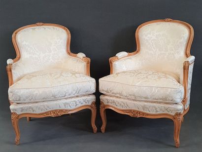 Paire de bergères style Louis XV