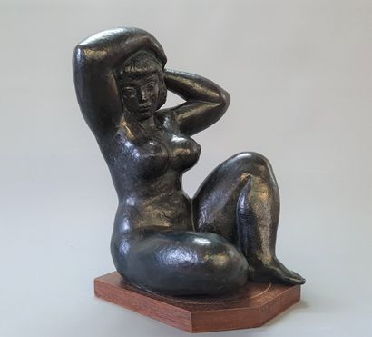 Lucien GIBERT (1904-1988)

Woman with hair

Bronze...