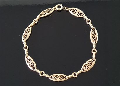 Drapery mesh bracelet, gold 750°/ 00.

L:...